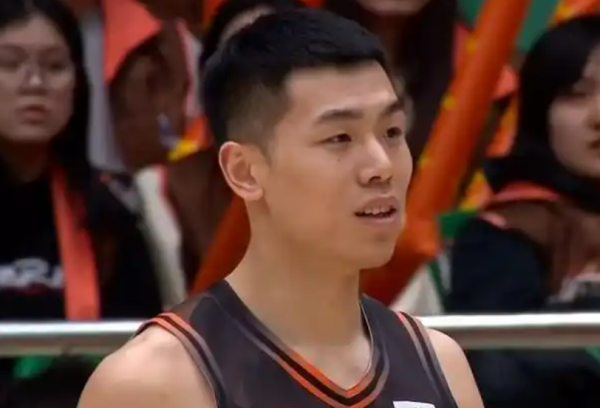 光大e配 山东男篮敲定热身赛，三外援配齐，引援告一段落，新赛季目标明确